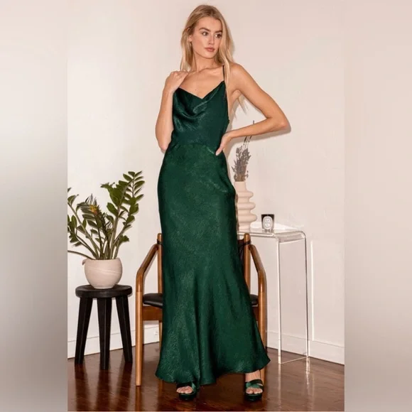 Lulus | Dresses | Nwt Lulus Exquisite Evening Emerald Green Satin Cowl Neck Maxi Dress Size L | Poshmark Lulus | Dresses | Nwt Lulus Exquisite Evening Emerald Green Satin Cowl Neck Maxi Dress Size L | Poshmark